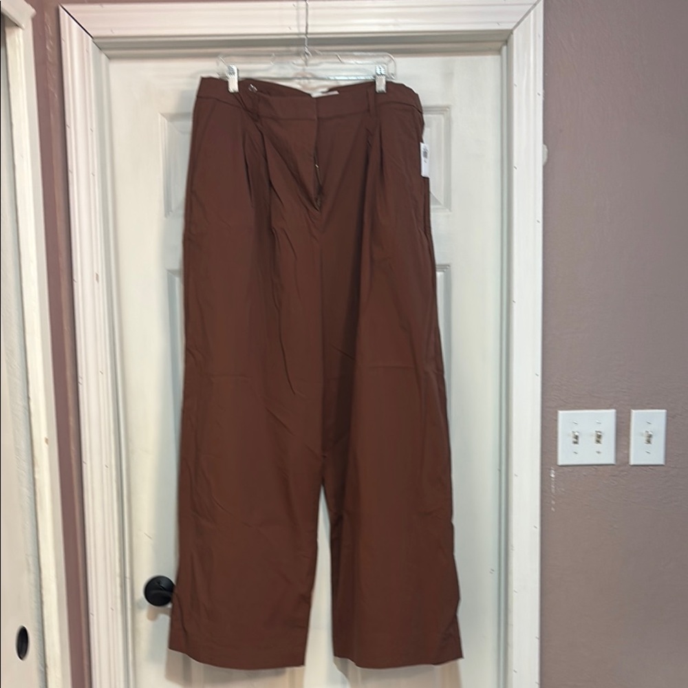Old Navy Brown Trousers